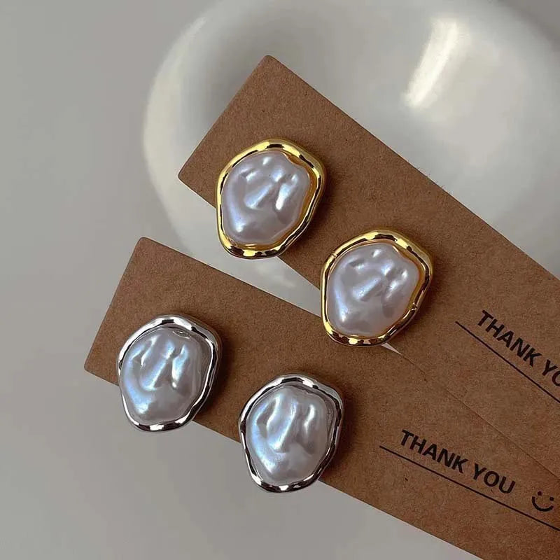 Geometric Irregular Round Metal Pearl Earrings